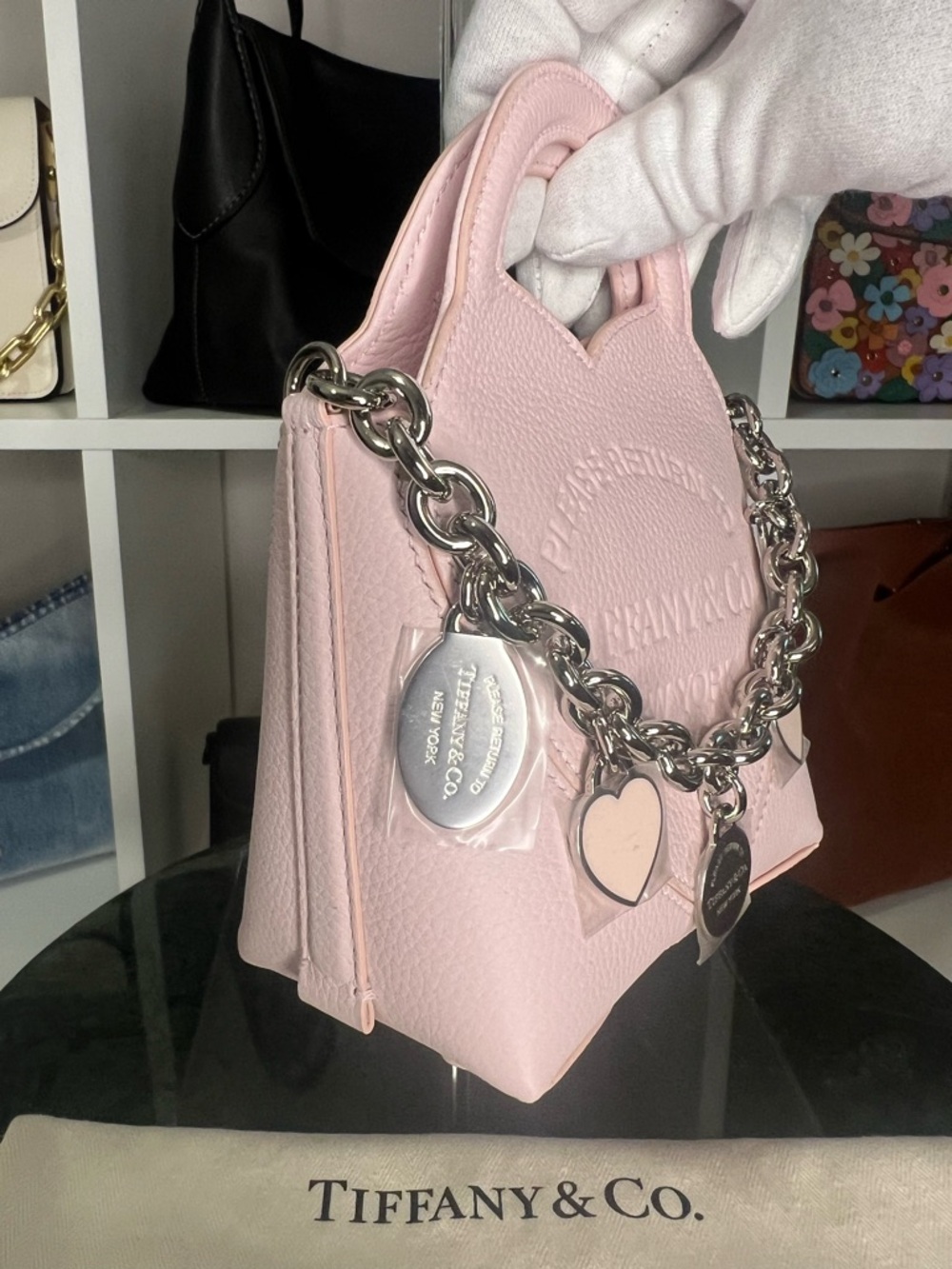 Tiffany & Co. Light Pink Mini Tote with Heart Charm Chain - Picture 5 of 11